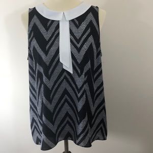 🌺 SALE 🌺Vince Camuto top